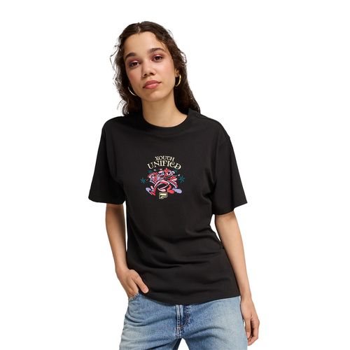 REMERA PUMA DOWNTOWN RELAXED GRAPHIC MUJER