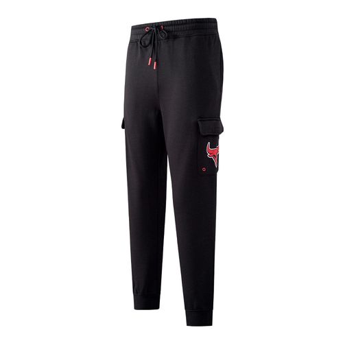 Pantalón NBA FRONT LOGO PATCH REGULAR FIT CARGO JOGGER CHICAGO BULLS HOMBRE
