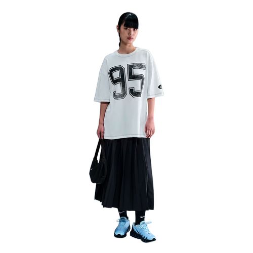 REMERA NIKE SPORTSWEAR STREET MUJER