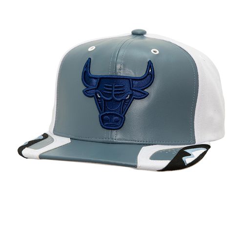 GORRA MITCHELL & NESS CHICAGO BULLS DAY 6 HOMBRE