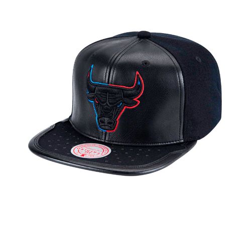 GORRA MITCHELL & NESS CHICAGO BULLS DAY ONE HOMBRE
