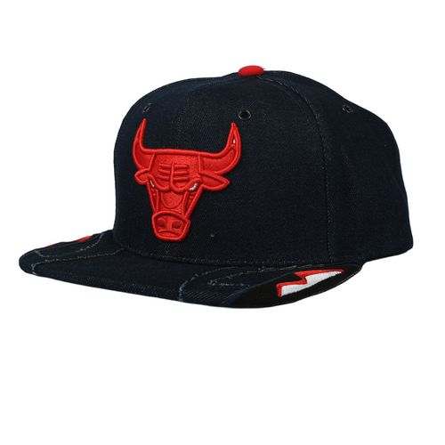 GORRA MITCHELL & NESS CHICAGO BULLS DAY 6 HOMBRE
