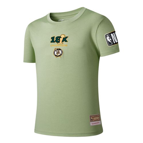 REMERA MITCHELL & NESS CHAMPS CREW BOSTON CELTICS HOMBRE